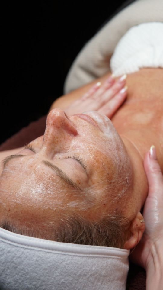 Facial massage Lebanon TN aesthetician